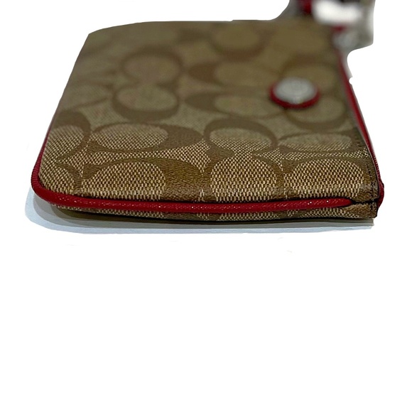 NWT Coach Khaki/Red Peyton Signature Small Wristlet - Picture 4 of 14